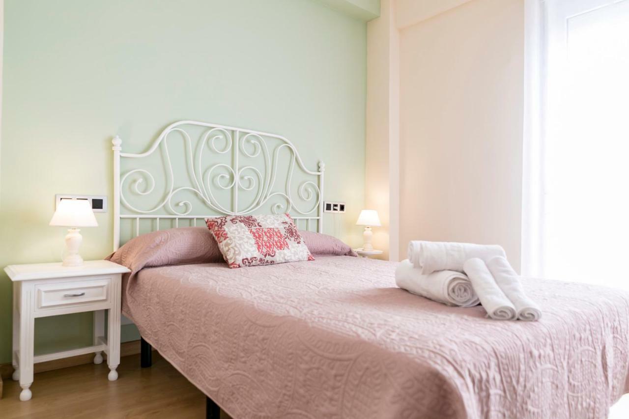 Апартаменти Apartamento Malaga Huelin Екстер'єр фото